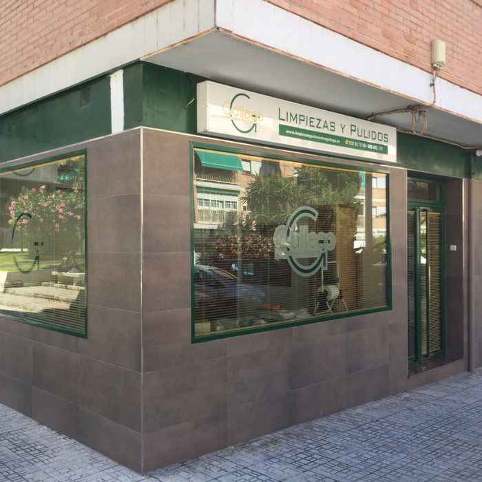 Foto Fachada Limpiezas y Pulimentos Gallego en Motril (Granada)